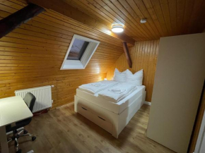 Apisha Apartement 3